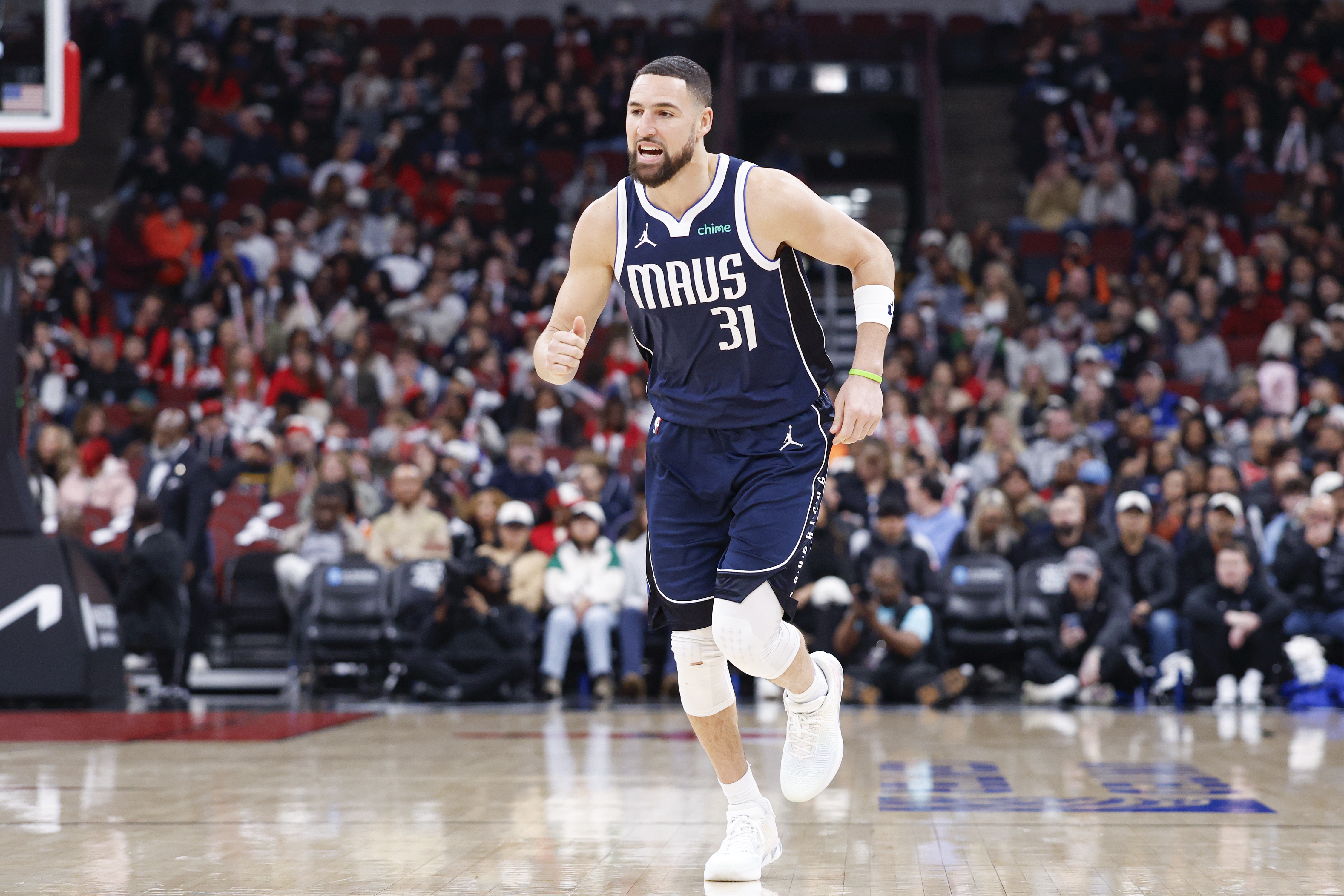 开云app下载-克莱谈三分Zone：找到空位&amp;调整姿势出手 当我有信心时都能投进