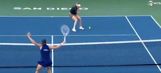 开云平台-斯瓦泰克豪取赛季第8冠，夺冠后却为何道歉？