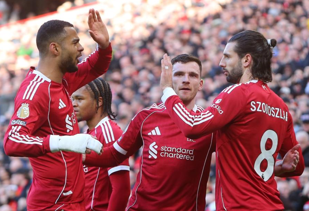 开云app下载-利物浦惨遭绝平，第90分钟丢球，斯洛特不敢相信，无缘杀入前4